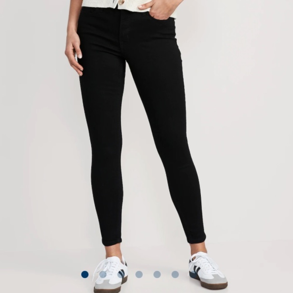 Old Navy Black High Rise Skinny Jeans